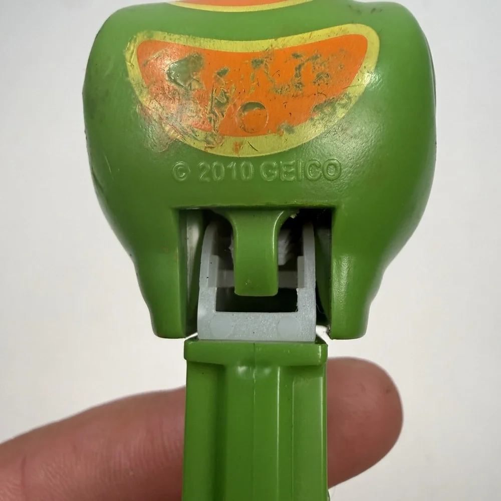 PEZ GEICO Gecko Candy Dispenser 2010 Green Advertising Collectible